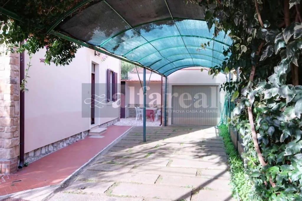 Apartment Luigina, Piano Terra, Due Posti Auto E A Soli 200 M Dal Mare! By Alfareal Castiglione della Pescaia Italy
